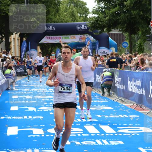 29.06.2025 - hella hamburg halbmarathon Zöllner http://msf.ph/oto/8192340 29.06.2025 10:34:38 Ziel 16148, 1644, 6169, 7534, 11230, 11661, 15887, 16148, 18026 meine-sportfotos.de