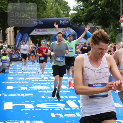 29.06.2025 - hella hamburg halbmarathon Zöllner http://msf.ph/oto/8192563 29.06.2025 10:34:39 Ziel 16148, 1644, 6169, 6878, 7534, 11230, 11661, 15887, 16148, 18026 meine-sportfotos.de