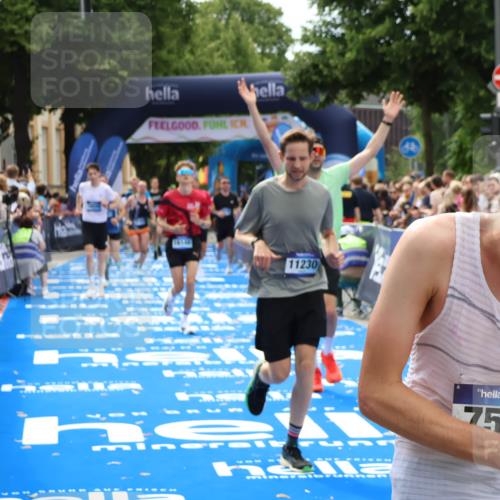 29.06.2025 - hella hamburg halbmarathon Zöllner http://msf.ph/oto/8192615 29.06.2025 10:34:40 Ziel 16148, 6169, 6878, 8395, 11230, 11661, 14289, 15887, 16148, 18026 meine-sportfotos.de