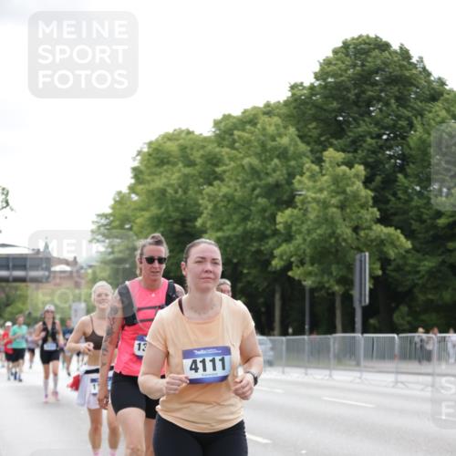 29.06.2025 - hella hamburg halbmarathon Jannik Wohlers http://msf.ph/oto/8192693 29.06.2025 10:24:21 Lombardsbrücke 1352, 1395, 2108, 2249, 2280, 2944, 3053, 3099, 3113, 3132, 3421, 4111, 4221, 4444, 5126, 5138, 5829, 5830, 6261, 6570, 10907, 11651, 11816, 11817, 12070, 12303, 13111, 13113, 14898, 15124, 15796, 15975, 17535, 18105 meine-sportfotos.de