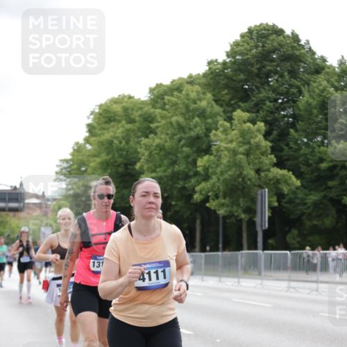 29.06.2025 - hella hamburg halbmarathon Jannik Wohlers http://msf.ph/oto/8192698 29.06.2025 10:24:21 Lombardsbrücke 1352, 1395, 2108, 2249, 2280, 2944, 3053, 3099, 3113, 3132, 3421, 4111, 4221, 4444, 5126, 5138, 5829, 5830, 6261, 6570, 10907, 11651, 11816, 11817, 12070, 12303, 13111, 13113, 14898, 15124, 15796, 15975, 17535, 18105 meine-sportfotos.de
