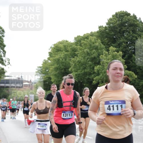 29.06.2025 - hella hamburg halbmarathon Jannik Wohlers http://msf.ph/oto/8192704 29.06.2025 10:24:22 Lombardsbrücke 1352, 1395, 2108, 2249, 2280, 2944, 3053, 3099, 3113, 3132, 4008, 4010, 4111, 4221, 4444, 5126, 5138, 5829, 5830, 6261, 6570, 10907, 11651, 11816, 11817, 12070, 12303, 14898, 15124, 15796, 15975, 17535, 18105 meine-sportfotos.de