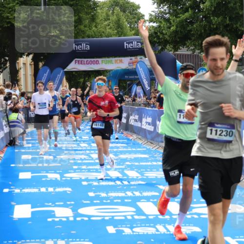 29.06.2025 - hella hamburg halbmarathon Zöllner http://msf.ph/oto/8192725 29.06.2025 10:34:41 Ziel 16148, 5152, 5554, 6169, 6878, 8395, 11230, 11661, 14289, 14603, 15887, 16148, 17014, 18026 meine-sportfotos.de