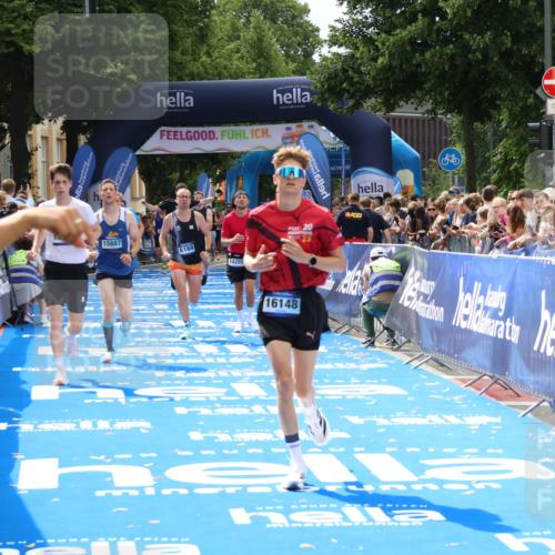 29.06.2025 - hella hamburg halbmarathon Zöllner http://msf.ph/oto/8192893 29.06.2025 10:34:42 Ziel 16148, 5152, 5554, 6169, 6878, 8395, 11661, 14289, 14603, 15887, 16148, 17014, 18026 meine-sportfotos.de