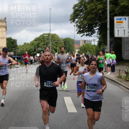 29.06.2025 - hella hamburg halbmarathon Yannick Fuchs http://msf.ph/oto/8193387 29.06.2025 10:44:07 20KM 1216, 1321, 2020, 2234, 2788, 3296, 3414, 3543, 3562, 3852, 3947, 4247, 4933, 5447, 5894, 5978, 6115, 6125, 6282, 7100, 7657, 8153, 8454, 8576, 8689, 8813, 8899, 8921, 9031, 9303, 9491, 9551, 9597, 9723, 10189, 10480, 11339, 11975, 12203, 12235, 12733, 13159, 13225, 13282, 13463, 13758, 13976, 14562, 14794, 14838, 15519, 15620, 15966, 16000, 16403, 16732, 16738, 16843, 16877, 16887, 17001, 17282, 17319, 17908, 18228, 18229, 18350, 18451, 18499, 18884, 18960 meine-sportfotos.de