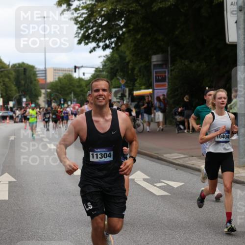 29.06.2025 - hella hamburg halbmarathon Yannick Fuchs http://msf.ph/oto/8193598 29.06.2025 10:31:22 20KM 1385, 1571, 2121, 3959, 5092, 5315, 5961, 6529, 6915, 7831, 8084, 8121, 9313, 10404, 10680, 10852, 11120, 11304, 11620, 11833, 12051, 12168, 12916, 13991, 14075, 16158, 17024, 17078, 17192, 17306, 17723, 18038, 18062, 18733 meine-sportfotos.de