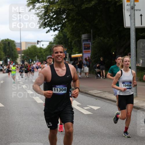 29.06.2025 - hella hamburg halbmarathon Yannick Fuchs http://msf.ph/oto/8193644 29.06.2025 10:31:22 20KM 1385, 1571, 2121, 3959, 5092, 5315, 5961, 6529, 6915, 7831, 8084, 8121, 9313, 10404, 10680, 10852, 11120, 11304, 11620, 11833, 12051, 12168, 12916, 13991, 14075, 16158, 17024, 17078, 17192, 17306, 17723, 18038, 18062, 18733 meine-sportfotos.de