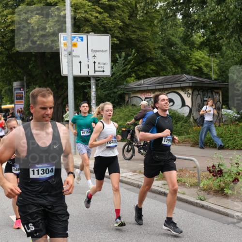 29.06.2025 - hella hamburg halbmarathon Yannick Fuchs http://msf.ph/oto/8193706 29.06.2025 10:31:22 20KM 1385, 1571, 2121, 3959, 5092, 5315, 5961, 6529, 6915, 7831, 8084, 8121, 9313, 10404, 10680, 10852, 11120, 11304, 11620, 11833, 12051, 12168, 12916, 13991, 14075, 16158, 17024, 17078, 17192, 17306, 17723, 18038, 18062, 18733 meine-sportfotos.de