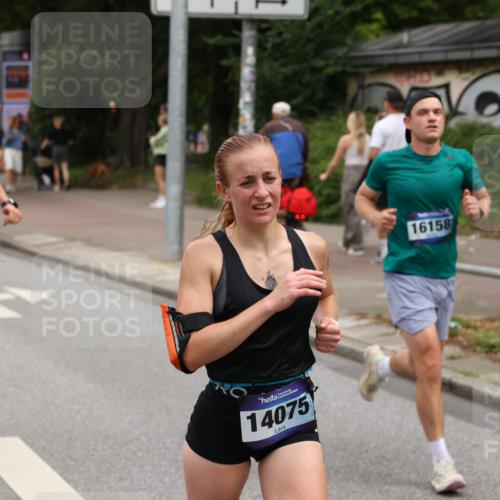 29.06.2025 - hella hamburg halbmarathon Yannick Fuchs http://msf.ph/oto/8193797 29.06.2025 10:31:23 20KM 1385, 1411, 1571, 2121, 3959, 5092, 5315, 5961, 6529, 6915, 7831, 8084, 8121, 9313, 10404, 10680, 11120, 11304, 11620, 11833, 12051, 12168, 12916, 13972, 13991, 14075, 16158, 17024, 17078, 17192, 17306, 17723, 18038, 18062, 18733 meine-sportfotos.de