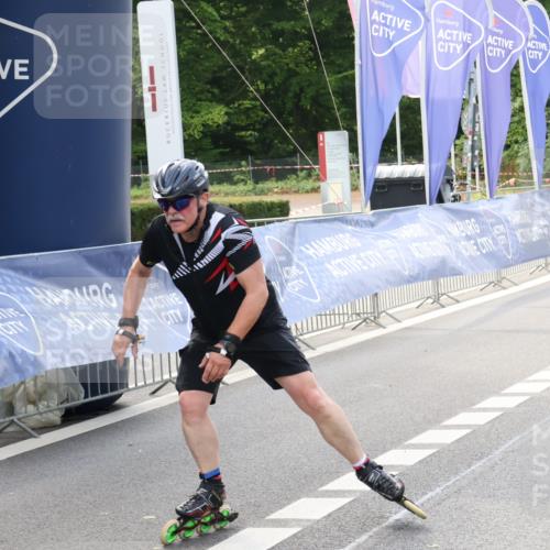 29.06.2025 - hella hamburg halbmarathon Strokosch-Dieckow http://msf.ph/oto/8193824 29.06.2025 09:36:25 Ziel 20120, 20279, 20393, 20394 meine-sportfotos.de