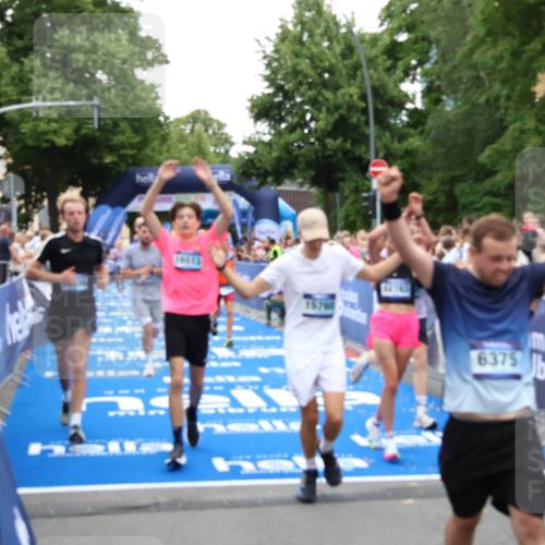 29.06.2025 - hella hamburg halbmarathon Zöllner http://msf.ph/oto/8194088 29.06.2025 10:45:22 Ziel 2188, 2367, 2470, 3186, 5706, 6054, 9105, 10064, 11469, 12783, 15563, 15636, 15741, 15760, 16513, 17499 meine-sportfotos.de