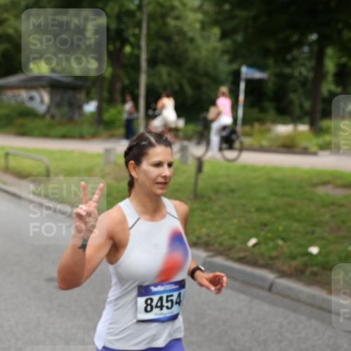 29.06.2025 - hella hamburg halbmarathon Yannick Fuchs http://msf.ph/oto/8194106 29.06.2025 10:44:09 20KM 1216, 1321, 2020, 2234, 2788, 3296, 3414, 3543, 3562, 3852, 3947, 4247, 4933, 5447, 5894, 5978, 6125, 6282, 7100, 7657, 8153, 8313, 8454, 8576, 8689, 8813, 8899, 8921, 9031, 9303, 9491, 9551, 9597, 9723, 10189, 10480, 11339, 11975, 12203, 12235, 12527, 12733, 13159, 13225, 13282, 13463, 13758, 13976, 14562, 14794, 14838, 15620, 15966, 16000, 16242, 16403, 16732, 16738, 16843, 16877, 16887, 17001, 17282, 17319, 18228, 18229, 18350, 18451, 18499, 18884 meine-sportfotos.de