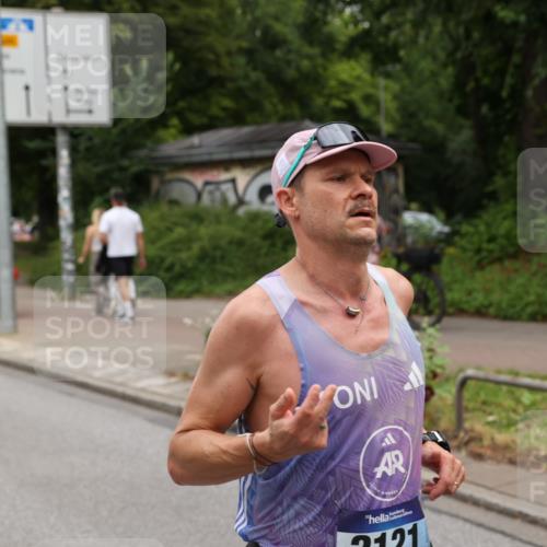 29.06.2025 - hella hamburg halbmarathon Yannick Fuchs http://msf.ph/oto/8194112 29.06.2025 10:31:24 20KM 1385, 1411, 1571, 2121, 3959, 5092, 5315, 5961, 6529, 6915, 7831, 8084, 8121, 9296, 9313, 10404, 10680, 11120, 11304, 11620, 11833, 12168, 12916, 13972, 14075, 16158, 17024, 17078, 17192, 17306, 17723, 18038, 18062, 18733, 18824 meine-sportfotos.de