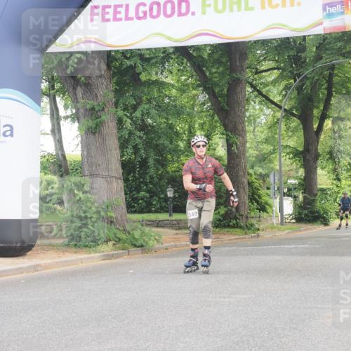 29.06.2025 - hella hamburg halbmarathon KatJ http://msf.ph/oto/8194161 29.06.2025 09:27:37 Zwischen KM18-KM19  meine-sportfotos.de