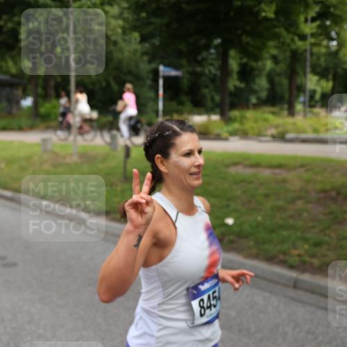 29.06.2025 - hella hamburg halbmarathon Yannick Fuchs http://msf.ph/oto/8194229 29.06.2025 10:44:09 20KM 1216, 1321, 2020, 2234, 2788, 3296, 3414, 3543, 3562, 3852, 3947, 4247, 4933, 5447, 5894, 5978, 6125, 6282, 7100, 7657, 8153, 8313, 8454, 8576, 8689, 8813, 8899, 8921, 9031, 9303, 9491, 9551, 9597, 9723, 10189, 10480, 11339, 11975, 12203, 12235, 12527, 12733, 13159, 13225, 13282, 13463, 13758, 13976, 14562, 14794, 14838, 15620, 15966, 16000, 16242, 16403, 16732, 16738, 16843, 16877, 16887, 17001, 17282, 17319, 18228, 18229, 18350, 18451, 18499, 18884 meine-sportfotos.de
