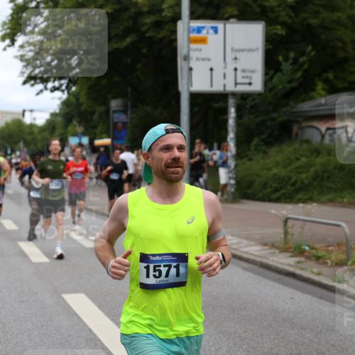 29.06.2025 - hella hamburg halbmarathon Yannick Fuchs http://msf.ph/oto/8194292 29.06.2025 10:31:31 20KM 1385, 1411, 1571, 2121, 3959, 4865, 5092, 5315, 5961, 6529, 7482, 7831, 8084, 8121, 8362, 9296, 9313, 10680, 10738, 11120, 11833, 13972, 16523, 17024, 17192, 17306, 17658, 17723, 18038, 18062, 18384, 18733, 18824 meine-sportfotos.de
