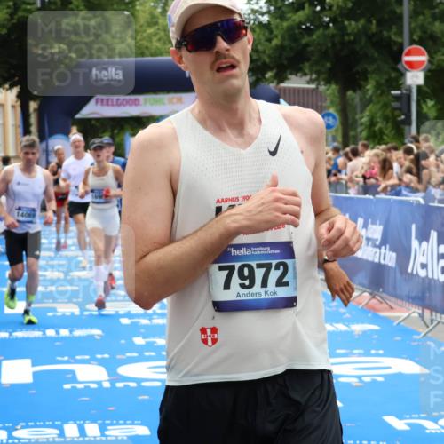 29.06.2025 - hella hamburg halbmarathon Zöllner http://msf.ph/oto/8194418 29.06.2025 10:35:11 Ziel 4740, 7628, 7972, 8901, 11559, 14069, 16963, 16964, 17022 meine-sportfotos.de