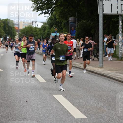 29.06.2025 - hella hamburg halbmarathon Yannick Fuchs http://msf.ph/oto/8194477 29.06.2025 10:31:32 20KM 1385, 1411, 1571, 3959, 4865, 5003, 5092, 5315, 5961, 6529, 7482, 7831, 8084, 8121, 8362, 9296, 9313, 10680, 10738, 11120, 11833, 13972, 15261, 16523, 17024, 17192, 17306, 17658, 17723, 18038, 18062, 18384, 18733, 18824 meine-sportfotos.de