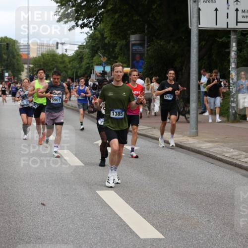 29.06.2025 - hella hamburg halbmarathon Yannick Fuchs http://msf.ph/oto/8194499 29.06.2025 10:31:32 20KM 1385, 1411, 1571, 3959, 4865, 5003, 5092, 5315, 5961, 6529, 7482, 7831, 8084, 8121, 8362, 9296, 9313, 10680, 10738, 11120, 11833, 13972, 15261, 16523, 17024, 17192, 17306, 17658, 17723, 18038, 18062, 18384, 18733, 18824 meine-sportfotos.de