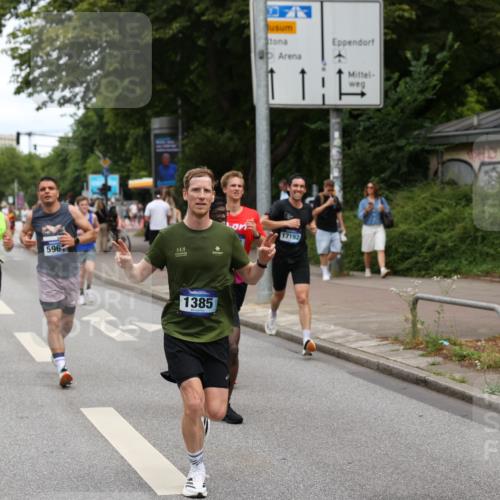 29.06.2025 - hella hamburg halbmarathon Yannick Fuchs http://msf.ph/oto/8194743 29.06.2025 10:31:33 20KM 1385, 1411, 1571, 3959, 4860, 4865, 5003, 5092, 5315, 5961, 6529, 7482, 7831, 8084, 8121, 8362, 9296, 9313, 10680, 10738, 11120, 11833, 13972, 15261, 16523, 17024, 17192, 17306, 17658, 17723, 18038, 18062, 18384, 18733, 18824 meine-sportfotos.de