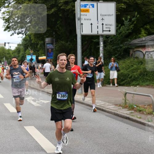 29.06.2025 - hella hamburg halbmarathon Yannick Fuchs http://msf.ph/oto/8194793 29.06.2025 10:31:33 20KM 1385, 1411, 1571, 3959, 4860, 4865, 5003, 5092, 5315, 5961, 6529, 7482, 7831, 8084, 8121, 8362, 9296, 9313, 10680, 10738, 11120, 11833, 13972, 15261, 16523, 17024, 17192, 17306, 17658, 17723, 18038, 18062, 18384, 18733, 18824 meine-sportfotos.de