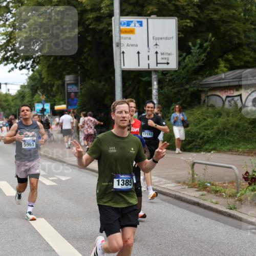 29.06.2025 - hella hamburg halbmarathon Yannick Fuchs http://msf.ph/oto/8194833 29.06.2025 10:31:33 20KM 1385, 1411, 1571, 3959, 4860, 4865, 5003, 5092, 5315, 5961, 6529, 7482, 7831, 8084, 8121, 8362, 9296, 9313, 10680, 10738, 11120, 11833, 13972, 15261, 16523, 17024, 17192, 17306, 17658, 17723, 18038, 18062, 18384, 18733, 18824 meine-sportfotos.de