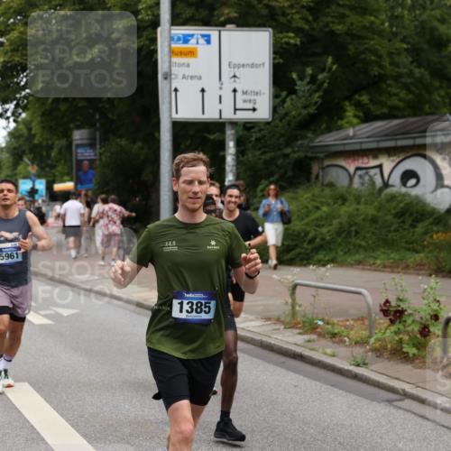 29.06.2025 - hella hamburg halbmarathon Yannick Fuchs http://msf.ph/oto/8194866 29.06.2025 10:31:34 20KM 1385, 1411, 1571, 3959, 4860, 4865, 5003, 5092, 5315, 5961, 6529, 7482, 7831, 8084, 8121, 8362, 9178, 9296, 9313, 10680, 10738, 11120, 11833, 13972, 15261, 15939, 16523, 17024, 17192, 17306, 17658, 17723, 18038, 18062, 18384, 18733, 18824 meine-sportfotos.de