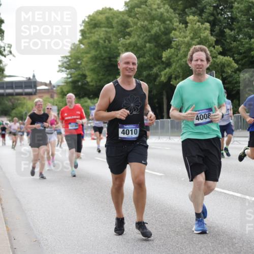 29.06.2025 - hella hamburg halbmarathon Jannik Wohlers http://msf.ph/oto/8194914 29.06.2025 10:24:34 Lombardsbrücke 1740, 2000, 2108, 2249, 4008, 4010, 4444, 5126, 7778, 8083, 9573, 11400, 14649, 14898, 15124, 15153, 15942, 17185, 17535, 17954, 18194, 18198 meine-sportfotos.de