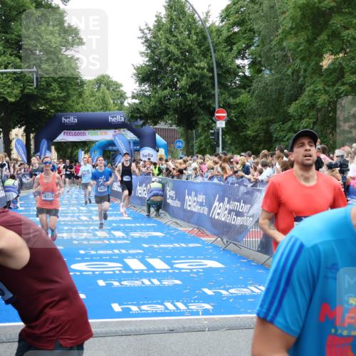 29.06.2025 - hella hamburg halbmarathon Zöllner http://msf.ph/oto/8195021 29.06.2025 10:45:35 Ziel 2138, 2415, 5623, 6831, 8374, 8668, 12154, 12277, 14062, 15666, 16725, 18638, 18878 meine-sportfotos.de