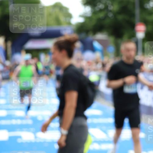 29.06.2025 - hella hamburg halbmarathon Zöllner http://msf.ph/oto/8195053 29.06.2025 10:35:21 Ziel 4944, 7867, 10877, 11898, 12514, 13798, 14789, 15415, 15701, 15773 meine-sportfotos.de