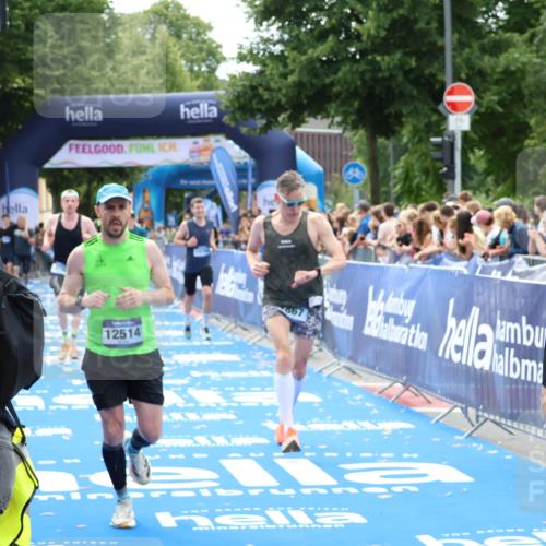 29.06.2025 - hella hamburg halbmarathon Zöllner http://msf.ph/oto/8195084 29.06.2025 10:35:22 Ziel 4944, 7867, 10877, 11898, 12514, 13798, 14789, 15701, 15773 meine-sportfotos.de