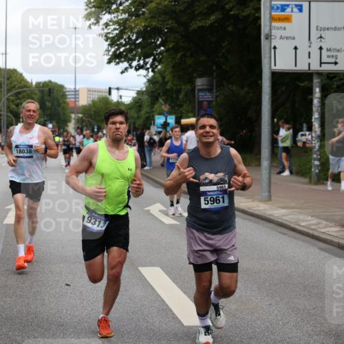 29.06.2025 - hella hamburg halbmarathon Yannick Fuchs http://msf.ph/oto/8195175 29.06.2025 10:31:34 20KM 1385, 1411, 1571, 3959, 4860, 4865, 5003, 5092, 5315, 5961, 6529, 7482, 7831, 8084, 8121, 8362, 9178, 9296, 9313, 10680, 10738, 11120, 11833, 13972, 15261, 15939, 16523, 17024, 17192, 17306, 17658, 17723, 18038, 18062, 18384, 18733, 18824 meine-sportfotos.de