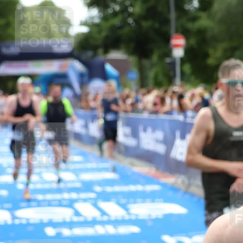 29.06.2025 - hella hamburg halbmarathon Zöllner http://msf.ph/oto/8195228 29.06.2025 10:35:24 Ziel 4944, 7867, 10877, 11898, 13798, 14789, 15390, 15701, 15773, 15931 meine-sportfotos.de