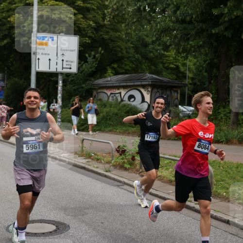 29.06.2025 - hella hamburg halbmarathon Yannick Fuchs http://msf.ph/oto/8195349 29.06.2025 10:31:35 20KM 1385, 1411, 1571, 3959, 4860, 4865, 5003, 5092, 5307, 5315, 5961, 6123, 6529, 7310, 7482, 7831, 8084, 8121, 8362, 9178, 9296, 9313, 10680, 10738, 11120, 11833, 13972, 14691, 15261, 15939, 16523, 17024, 17192, 17306, 17658, 17723, 18038, 18062, 18384, 18733, 18824 meine-sportfotos.de