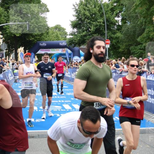 29.06.2025 - hella hamburg halbmarathon Zöllner http://msf.ph/oto/8195668 29.06.2025 10:45:44 Ziel 5047, 6071, 6711, 11291, 11495, 12154, 14764, 15666, 16617, 17332, 17674, 18862, 18878 meine-sportfotos.de