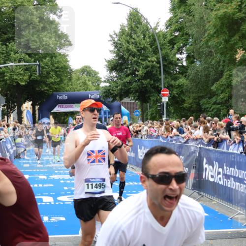 29.06.2025 - hella hamburg halbmarathon Zöllner http://msf.ph/oto/8195752 29.06.2025 10:45:46 Ziel 4854, 5047, 6071, 6711, 13975, 14374, 14764, 16617, 17332, 17674, 17835, 18862 meine-sportfotos.de
