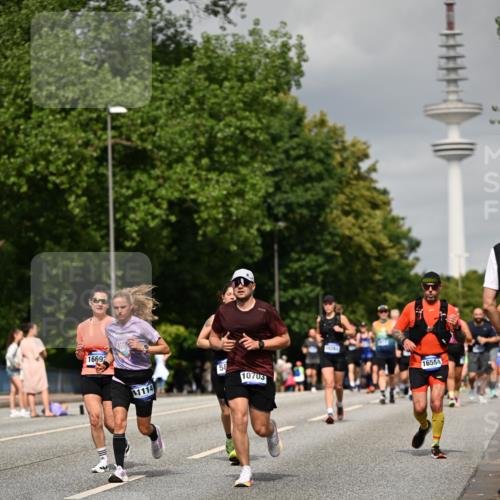 29.06.2025 - hella hamburg halbmarathon Dr. Thomas Lammeyer http://msf.ph/oto/8195821 29.06.2025 10:11:24 Kennedybrücke 1993, 4262, 4502, 5287, 5807, 5845, 5926, 6517, 6518, 6833, 7503, 8585, 10283, 10700, 10703, 11114, 11394 meine-sportfotos.de