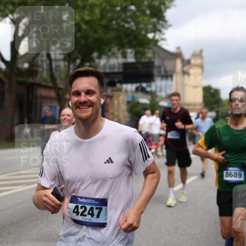 29.06.2025 - hella hamburg halbmarathon Yannick Fuchs http://msf.ph/oto/8195982 29.06.2025 10:44:19 20KM 1119, 1216, 1321, 1399, 1507, 1630, 2020, 2234, 2788, 3296, 3852, 3947, 4127, 4247, 4933, 5447, 5894, 6125, 6282, 7176, 8153, 8313, 8576, 8657, 8689, 8899, 8921, 9031, 9303, 10371, 10480, 10750, 11455, 11607, 11975, 12203, 12235, 12527, 12733, 13225, 13282, 13463, 13609, 13758, 13812, 14562, 14794, 15620, 15803, 15950, 16000, 16242, 16403, 16732, 16806, 16887, 17247, 17282, 17319, 18066, 18228, 18229, 18451, 18499, 18657, 18658, 18811, 18884 meine-sportfotos.de