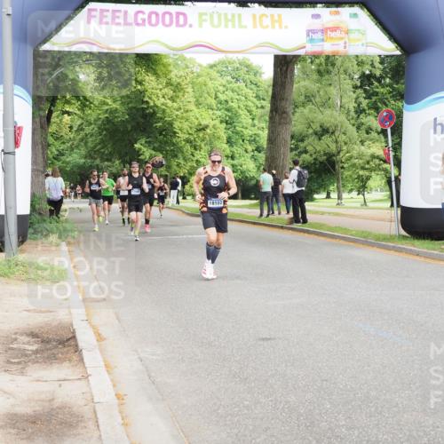 29.06.2025 - hella hamburg halbmarathon MichiJ http://msf.ph/oto/8195985 29.06.2025 10:20:46 Zwischen KM18-KM19 15835, 19118 meine-sportfotos.de