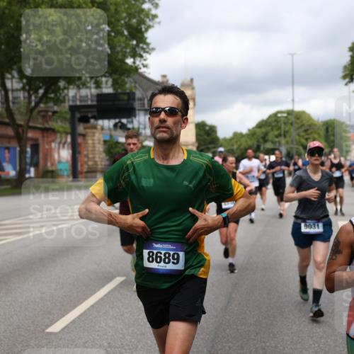 29.06.2025 - hella hamburg halbmarathon Yannick Fuchs http://msf.ph/oto/8196066 29.06.2025 10:44:20 20KM 1119, 1216, 1321, 1399, 1507, 1630, 2020, 2234, 2788, 3296, 3852, 3947, 4127, 4247, 4933, 5447, 5894, 6125, 6282, 7176, 8153, 8313, 8576, 8657, 8689, 8899, 8921, 9031, 9303, 10371, 10480, 10750, 11455, 11607, 11975, 12203, 12235, 12527, 12624, 12733, 13282, 13463, 13609, 13758, 13812, 14257, 14562, 14794, 15620, 15803, 15950, 16000, 16242, 16403, 16716, 16732, 16806, 16887, 17247, 17282, 17319, 18066, 18228, 18229, 18370, 18451, 18499, 18657, 18658, 18811, 18884 meine-sportfotos.de