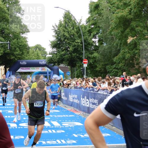 29.06.2025 - hella hamburg halbmarathon Zöllner http://msf.ph/oto/8196085 29.06.2025 10:45:50 Ziel 4345, 4854, 5047, 6290, 7385, 13975, 14374, 16617, 16624, 17332, 17835 meine-sportfotos.de