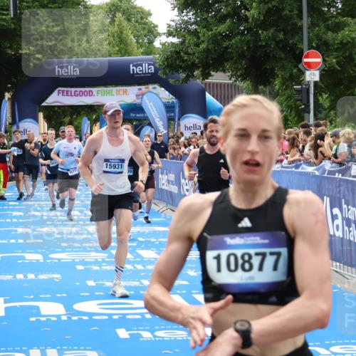 29.06.2025 - hella hamburg halbmarathon Zöllner http://msf.ph/oto/8196101 29.06.2025 10:35:31 Ziel 1344, 1889, 4050, 10771, 15390, 15931, 15959, 16695, 16811, 19022 meine-sportfotos.de