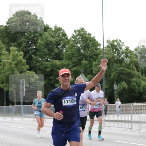 29.06.2025 - hella hamburg halbmarathon Jannik Wohlers http://msf.ph/oto/8196335 29.06.2025 10:24:40 Lombardsbrücke 1740, 2000, 3920, 3961, 3963, 4008, 4010, 7778, 8083, 9573, 11400, 11921, 14649, 15153, 15679, 15942, 17185, 17954, 18194, 18198 meine-sportfotos.de