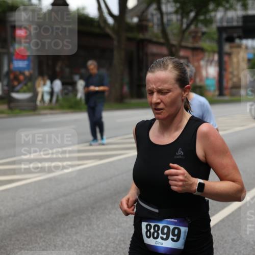 29.06.2025 - hella hamburg halbmarathon Yannick Fuchs http://msf.ph/oto/8196460 29.06.2025 10:44:22 20KM 1119, 1216, 1321, 1399, 1507, 1630, 2020, 2234, 2788, 3296, 3852, 3947, 4127, 4247, 4933, 5447, 5894, 6125, 6282, 7176, 8153, 8313, 8576, 8657, 8689, 8899, 8921, 9031, 9303, 10371, 10480, 10750, 11356, 11455, 11607, 11975, 12235, 12527, 12624, 12733, 13282, 13463, 13609, 13758, 13812, 14257, 14562, 14794, 15803, 15950, 16000, 16242, 16716, 16732, 16806, 16887, 17247, 17282, 17319, 18066, 18228, 18229, 18370, 18451, 18499, 18657, 18658, 18811, 18884 meine-sportfotos.de