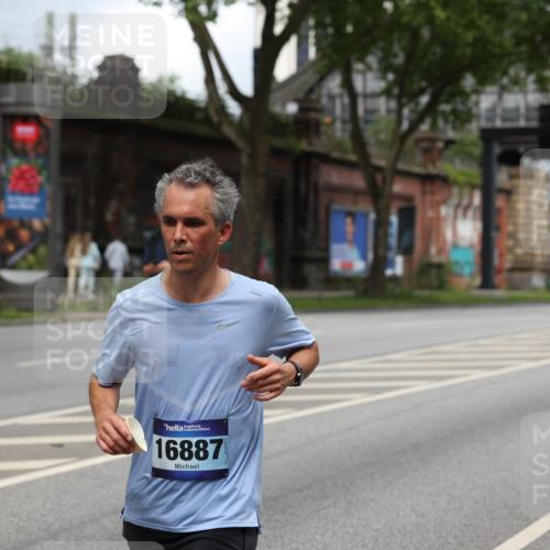 29.06.2025 - hella hamburg halbmarathon Yannick Fuchs http://msf.ph/oto/8196567 29.06.2025 10:44:23 20KM 1119, 1216, 1321, 1399, 1507, 1630, 2020, 2234, 2788, 3296, 3852, 3947, 4127, 4247, 4346, 4933, 5447, 5894, 6125, 6282, 7176, 8153, 8313, 8576, 8657, 8689, 8704, 8899, 8921, 9031, 9303, 10371, 10480, 10750, 11356, 11455, 11607, 12235, 12527, 12624, 12733, 13282, 13463, 13609, 13758, 13812, 14257, 14562, 14794, 15803, 15950, 16000, 16242, 16716, 16732, 16806, 16887, 17247, 17282, 17319, 18066, 18228, 18229, 18370, 18451, 18499, 18657, 18658, 18811, 18884 meine-sportfotos.de
