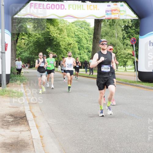 29.06.2025 - hella hamburg halbmarathon MichiJ http://msf.ph/oto/8196652 29.06.2025 10:20:50 Zwischen KM18-KM19 9047, 12232, 13606, 15835, 18102, 19118 meine-sportfotos.de