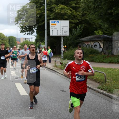 29.06.2025 - hella hamburg halbmarathon Yannick Fuchs http://msf.ph/oto/8196746 29.06.2025 10:44:24 20KM 1119, 1216, 1321, 1399, 1507, 1630, 2020, 2234, 2788, 3296, 3852, 3947, 4127, 4247, 4346, 4933, 5894, 6125, 6795, 7176, 8153, 8313, 8576, 8657, 8689, 8704, 8899, 8921, 9031, 9303, 10371, 10480, 10750, 11356, 11455, 11607, 12235, 12527, 12624, 12733, 13282, 13463, 13609, 13758, 13812, 14257, 14562, 15803, 15950, 16000, 16242, 16716, 16732, 16806, 16887, 17247, 17282, 17319, 18066, 18228, 18229, 18370, 18451, 18499, 18657, 18658, 18811, 18884 meine-sportfotos.de