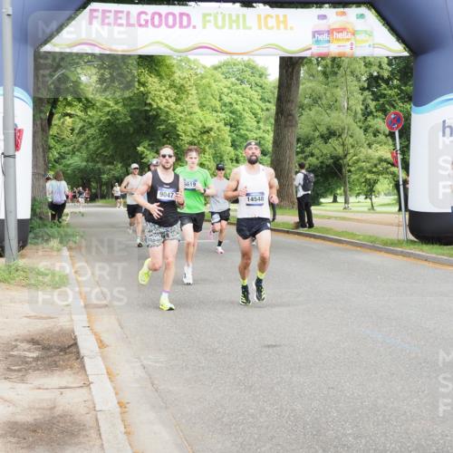 29.06.2025 - hella hamburg halbmarathon MichiJ http://msf.ph/oto/8196781 29.06.2025 10:20:51 Zwischen KM18-KM19 9047, 12232, 13606, 14548, 18102 meine-sportfotos.de
