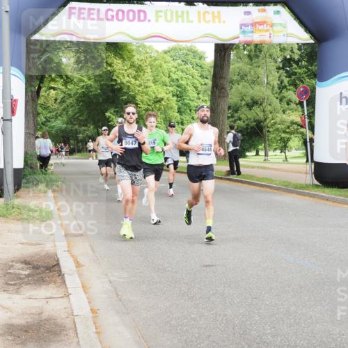 29.06.2025 - hella hamburg halbmarathon MichiJ http://msf.ph/oto/8196805 29.06.2025 10:20:51 Zwischen KM18-KM19 9047, 12232, 13606, 14548, 18102 meine-sportfotos.de