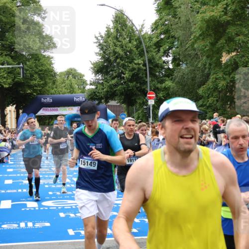 29.06.2025 - hella hamburg halbmarathon Zöllner http://msf.ph/oto/8196956 29.06.2025 10:46:03 Ziel 2189, 4277, 5648, 6460, 6532, 8269, 8577, 8871, 11936, 12084, 12269, 14462, 14804, 15149, 17008, 18081, 19116 meine-sportfotos.de